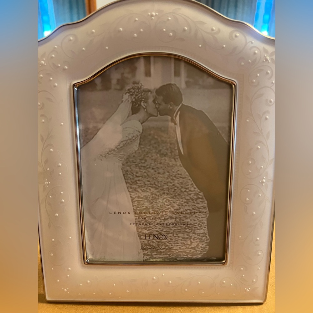 Lenox Opal Innocence Ivory Decorative Photo Frame
